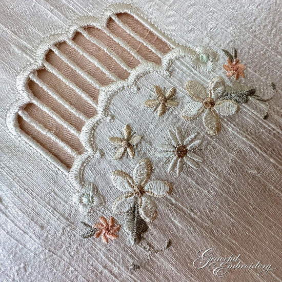 Graceful Richelieu Machine Embroidery designs