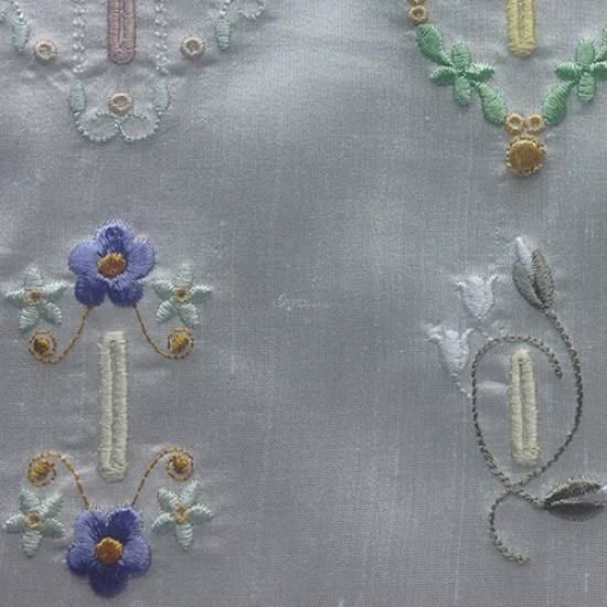 Graceful Buttonholes 2013