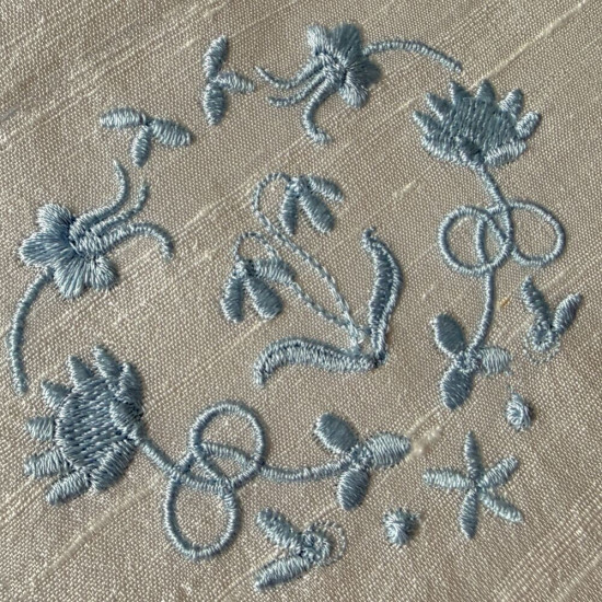 Fleurs Françaises embroidery designs