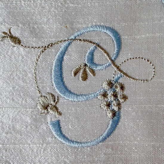 Fleurs Françaises Alphabet embroidery designs