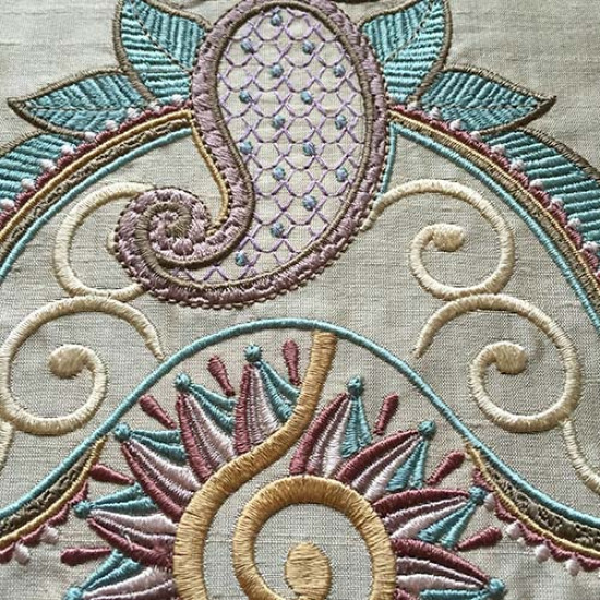 Plume de Elegance Heirloom embroidery designs