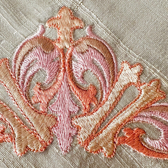 Royal Elegance 1